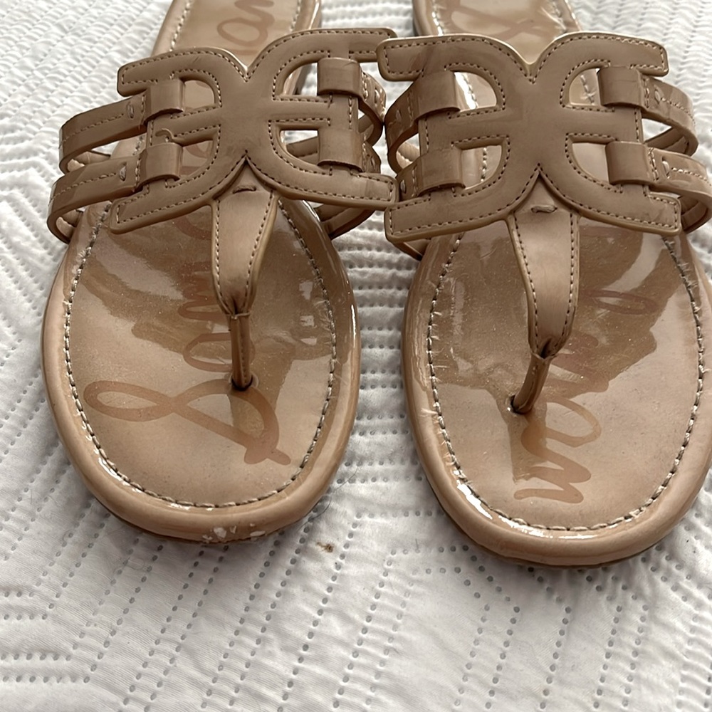 Sam Edelman Cara Nude Patent Leather Thong Sandals - Picture 3 of 3